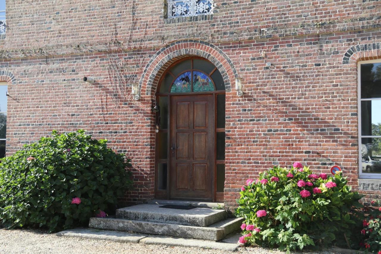 Heugon Manoir Du Taillis Bed & Breakfast エクステリア 写真